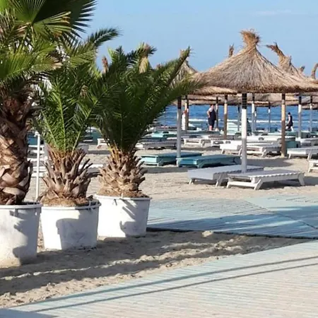 Appartement Waterfront - Pool & Langa Plaja *