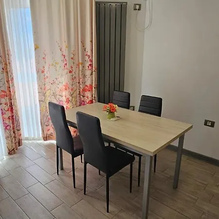 Apartment Waterfront - Pool & Langa Plaja